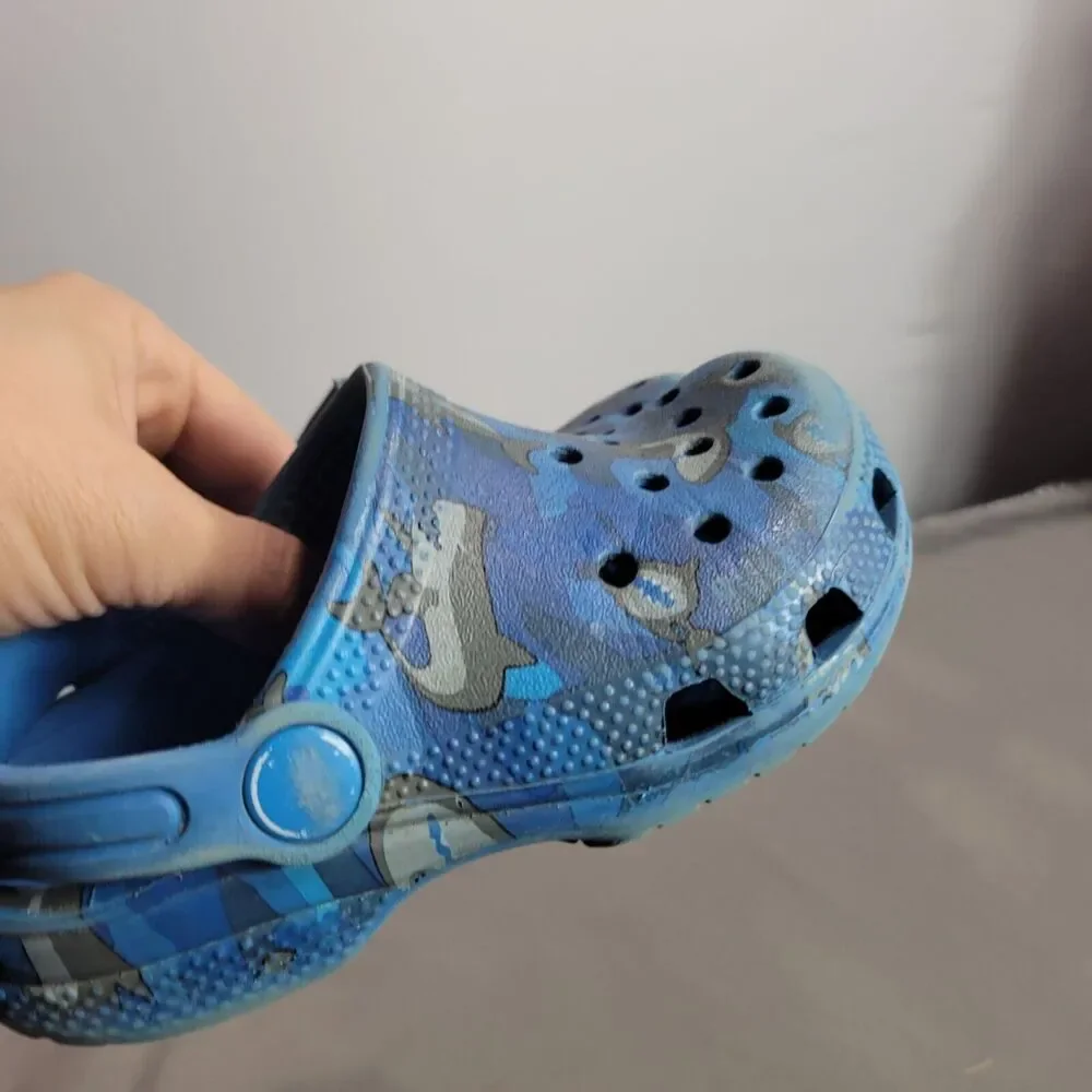 Kids Crocs C10 Blue Camo Slip-On‎ Shoes With Adjustable Strap